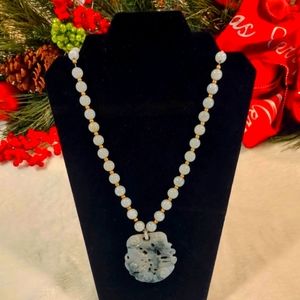 14k Jade Necklace W/Amulet